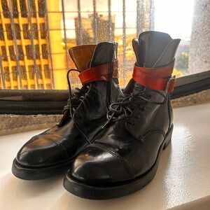 Famous Doca del nord black combat boot red strap (made in Italy) size 6 US